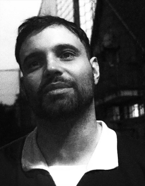 Photographie du rappeur hongrois Beton.Hofi